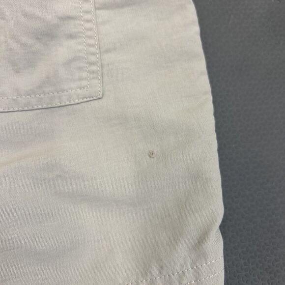 The North Face Shorts Womens 4 Beige Kahki Flap Pockets Outdoors Casual FS Chrty - Picture 13 of 13